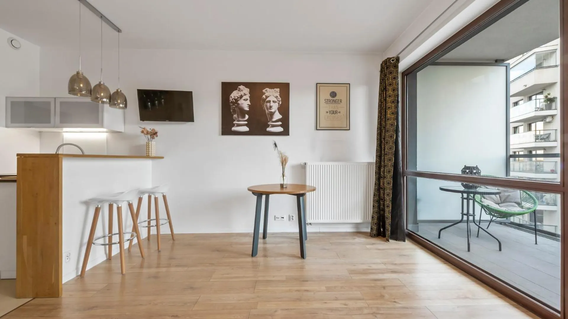 Lovely Studio. Good Location. Βαρσοβία