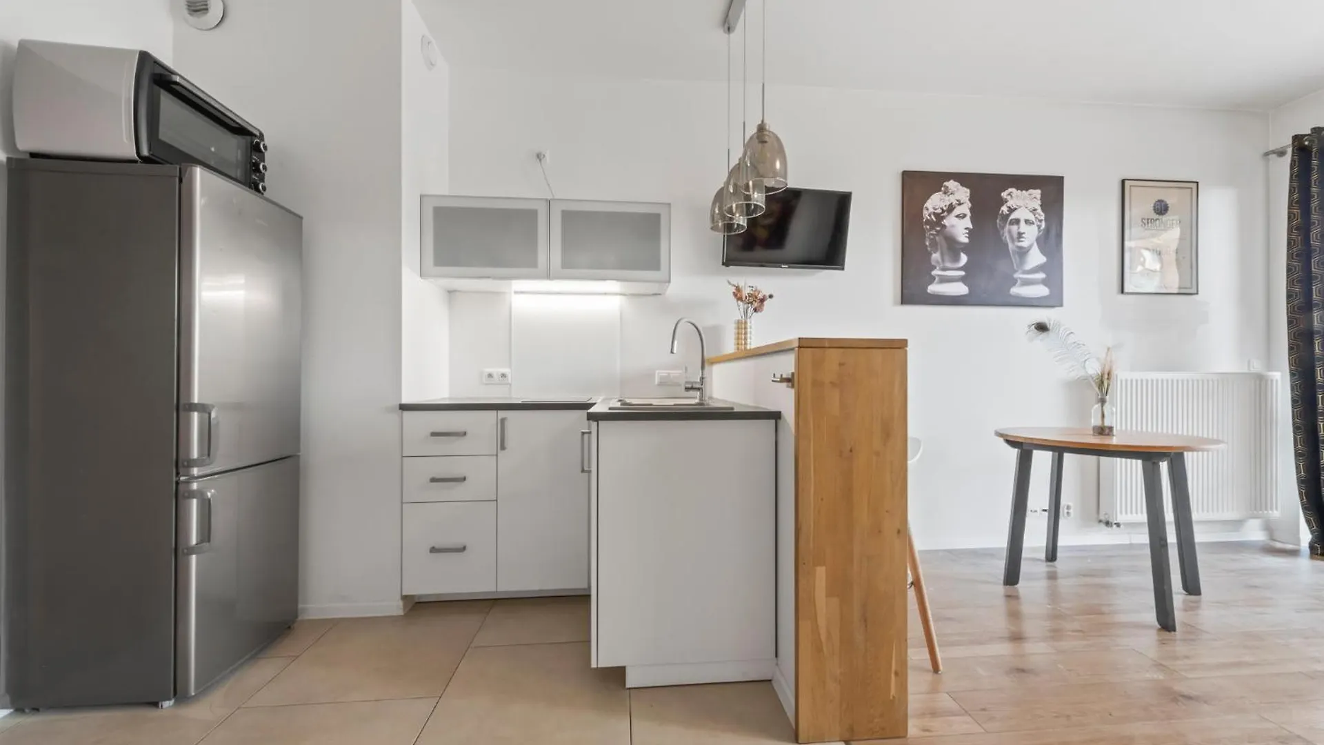 Lovely Studio. Good Location. Βαρσοβία