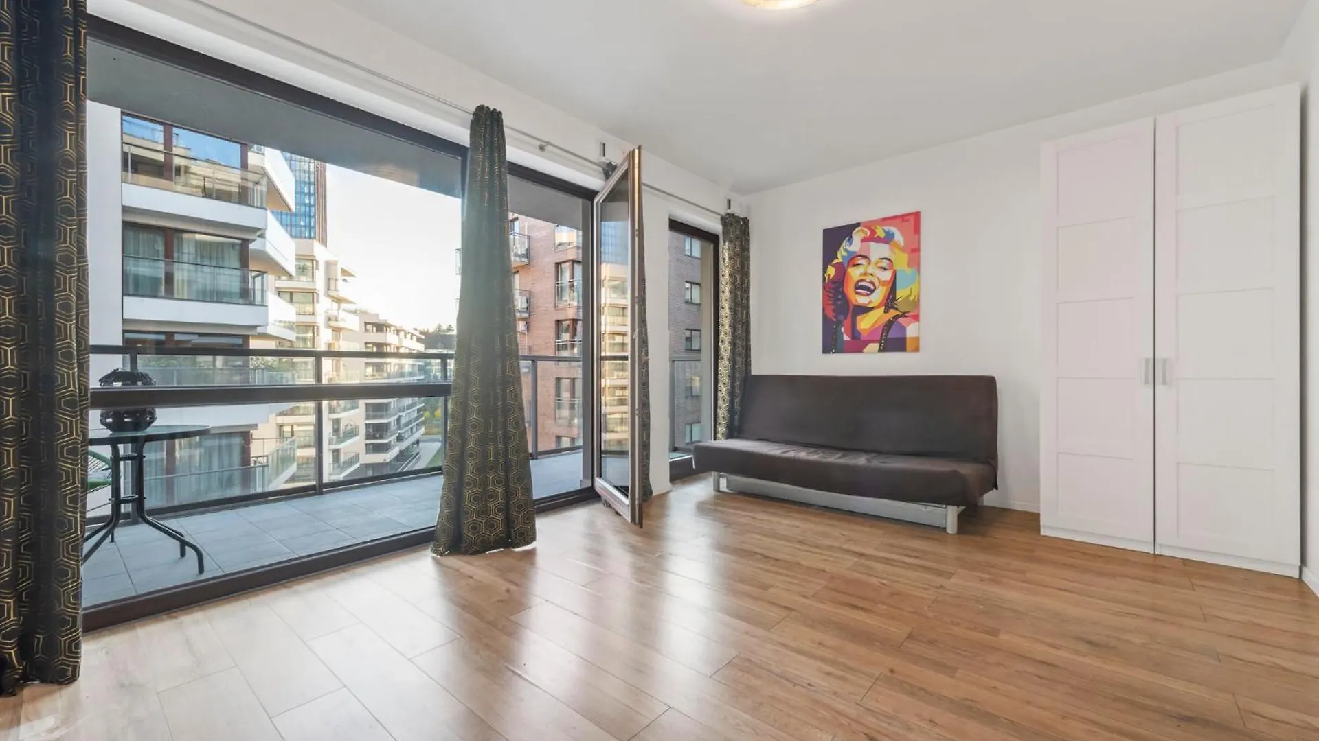 Lovely Studio. Good Location. Βαρσοβία 0*,  Πολωνία